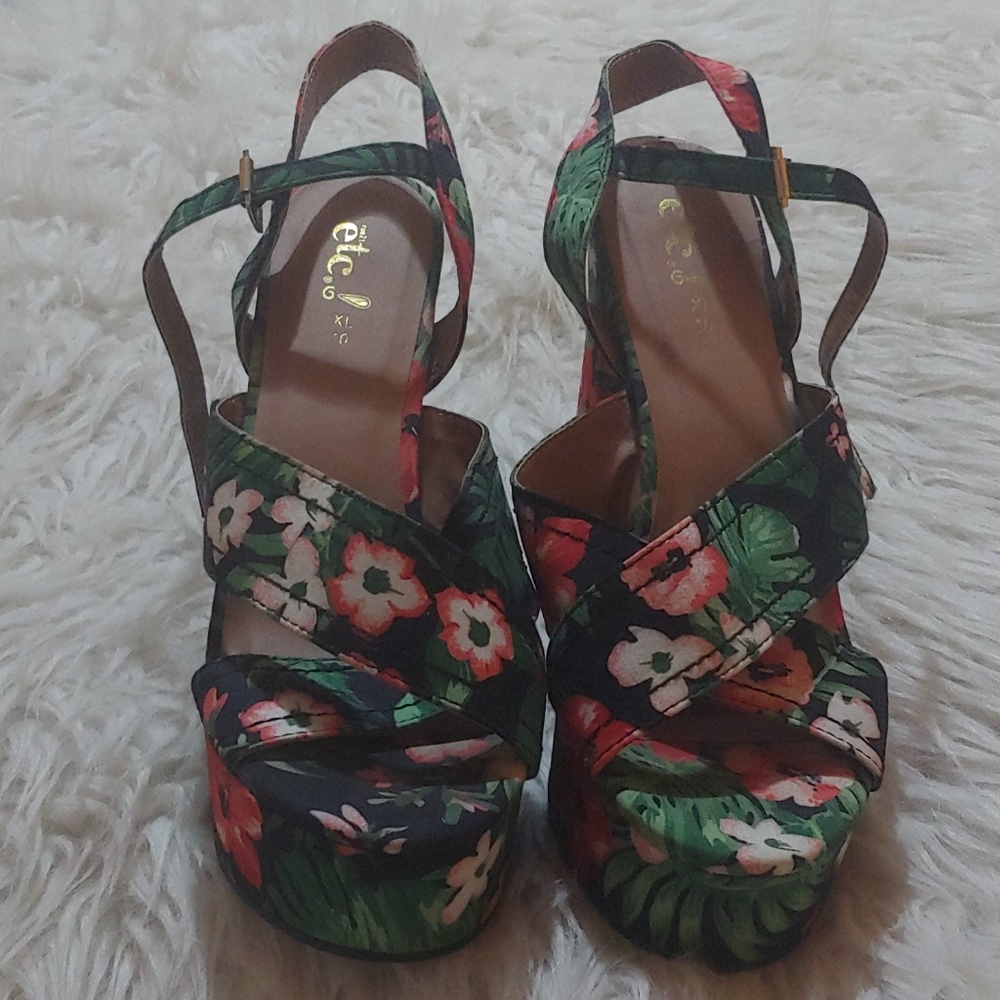 Rue21 Etc Floral Heels